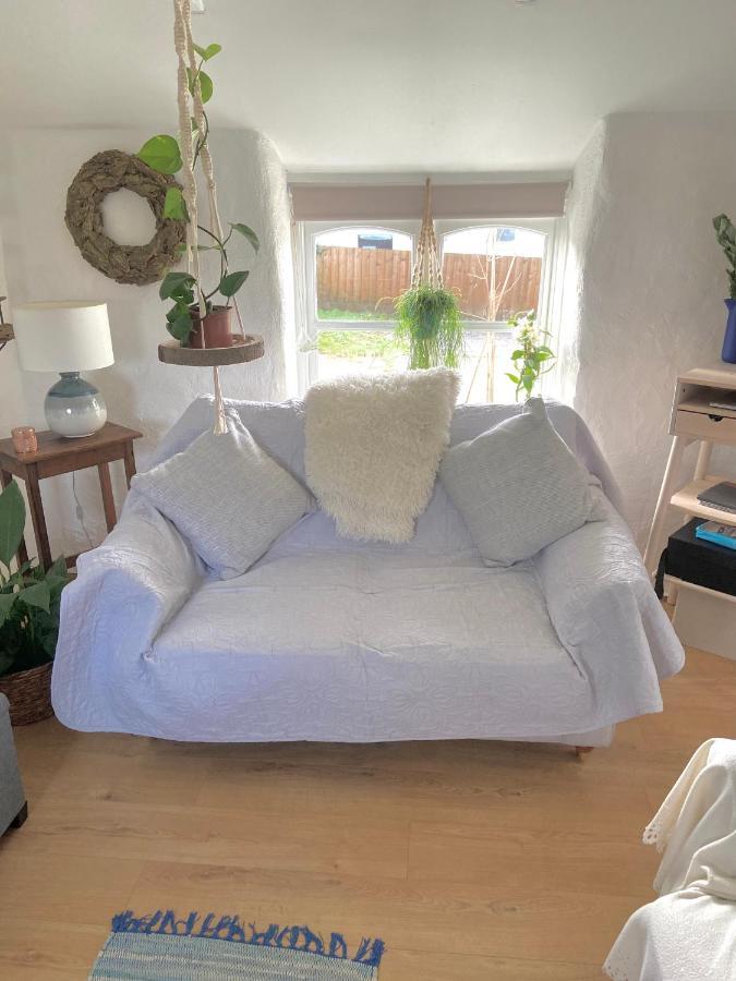 Idyllic Cornish Cottage, Superking Bed, Private Garden Dogs Welcome Truro Exterior photo
